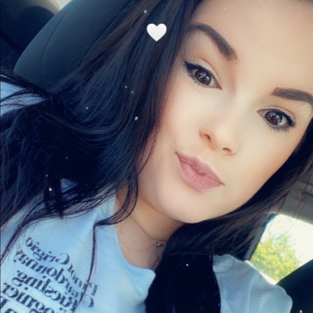 Meet your Posher, Bethany